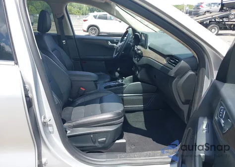 2020 Ford Escape Titanium from USA, damaged, VIN 1FMCU9J98LUA90204